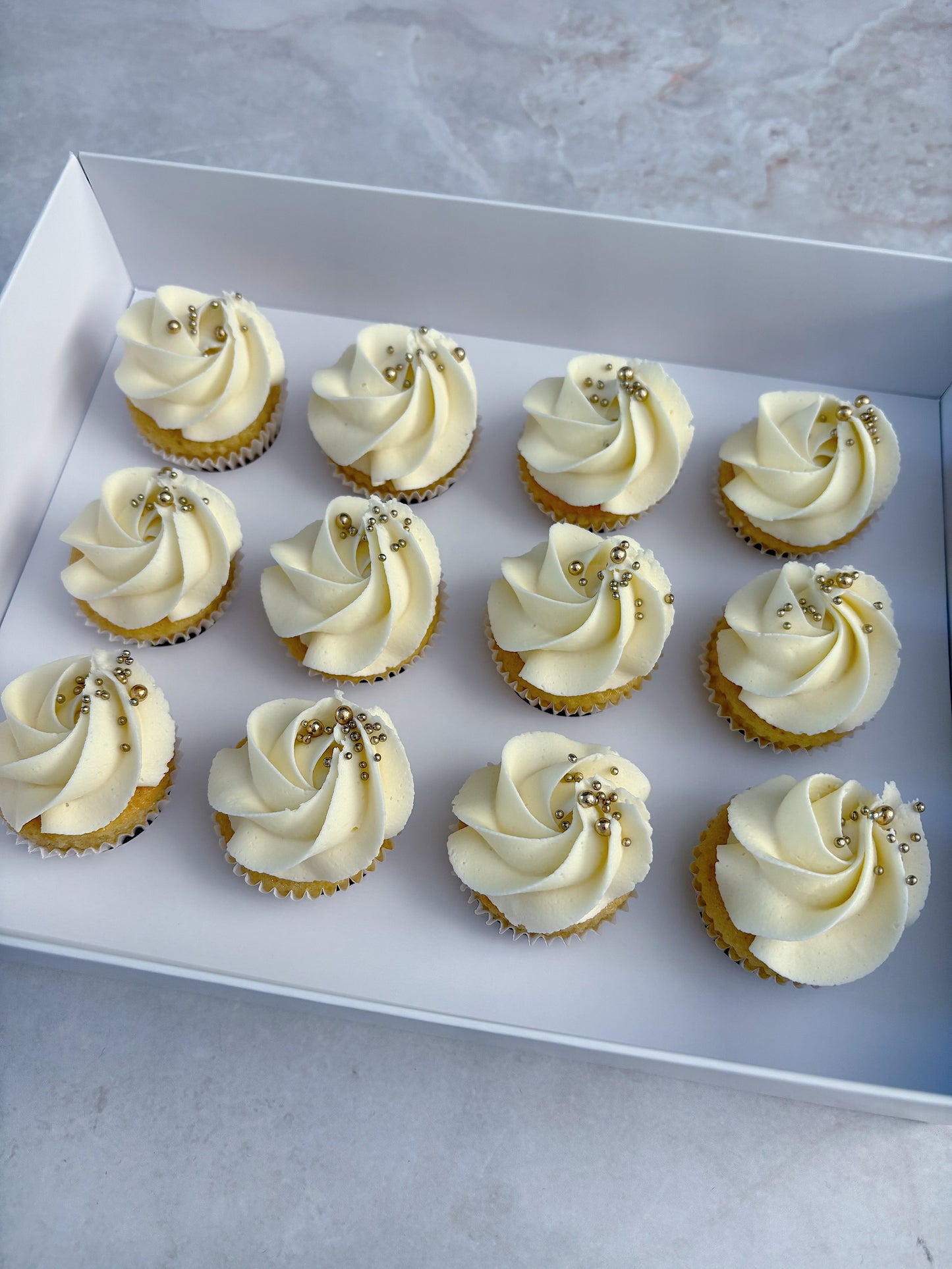 Signature, Party Mini Cupcakes