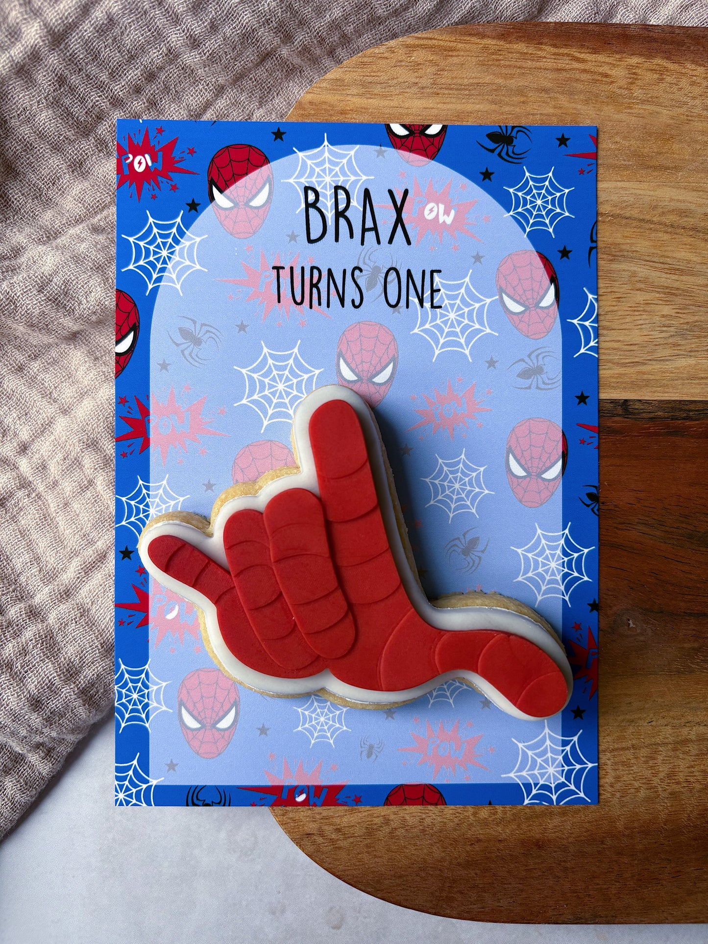 Web hand, Spiderman Party Favours