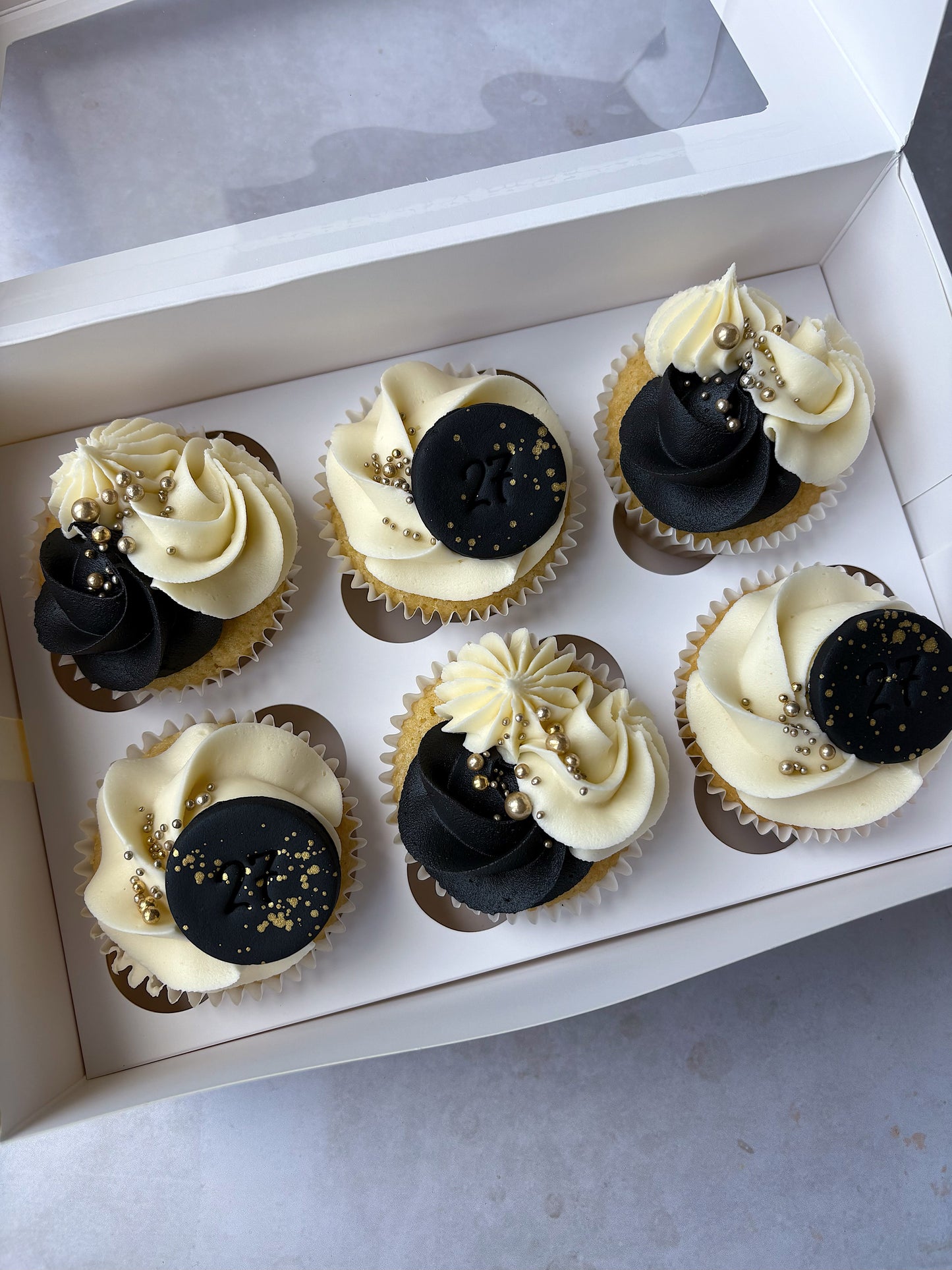 Luxe, Fondant Happy Birthday Cupcakes