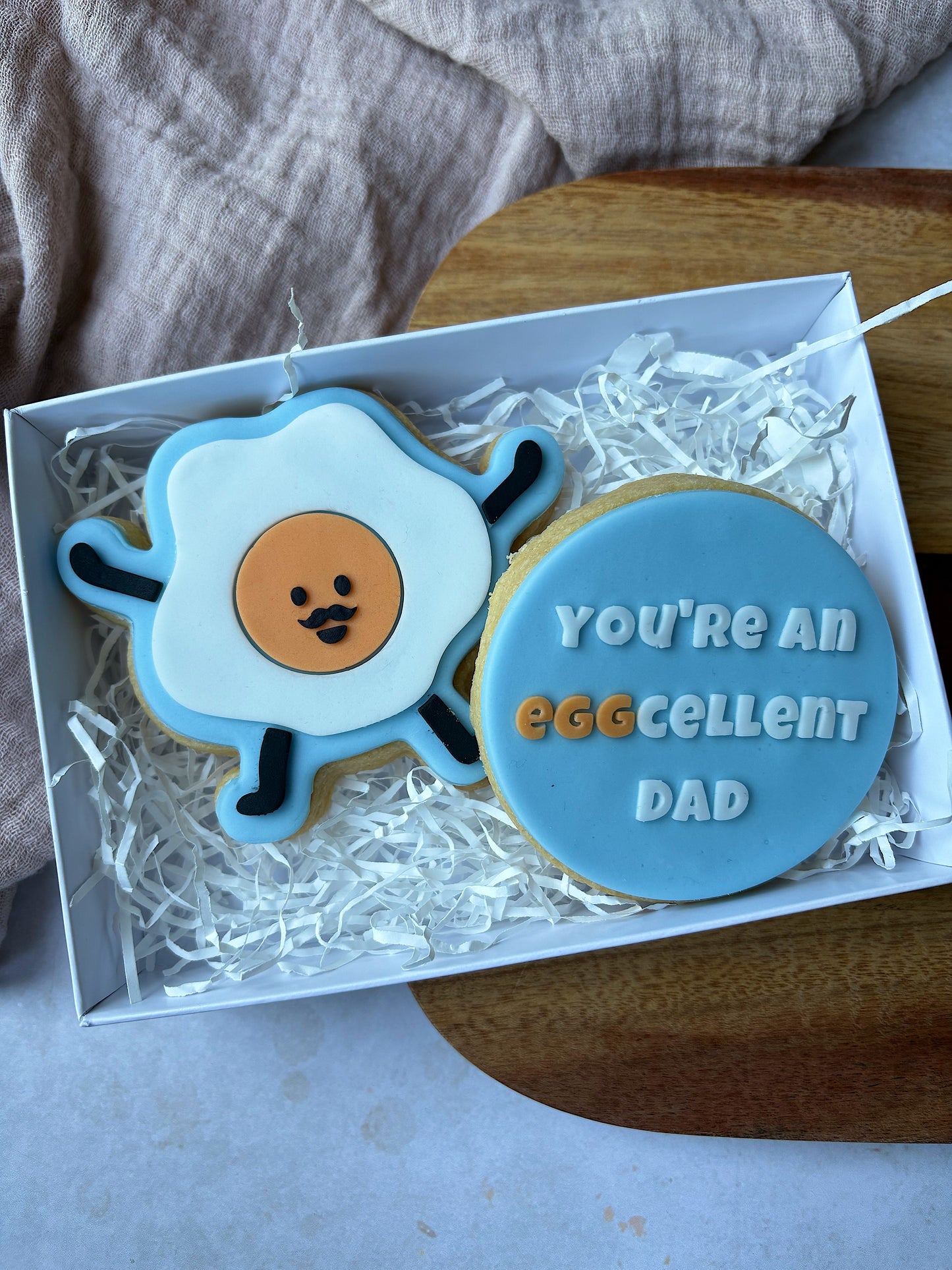 You're an Eggcellent Dad Shortbread